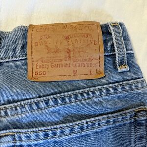 Vintage Women's Levi's 550 Straight Jeans